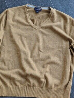 Lands' End Men’s V-Neck Sweater - Camel
